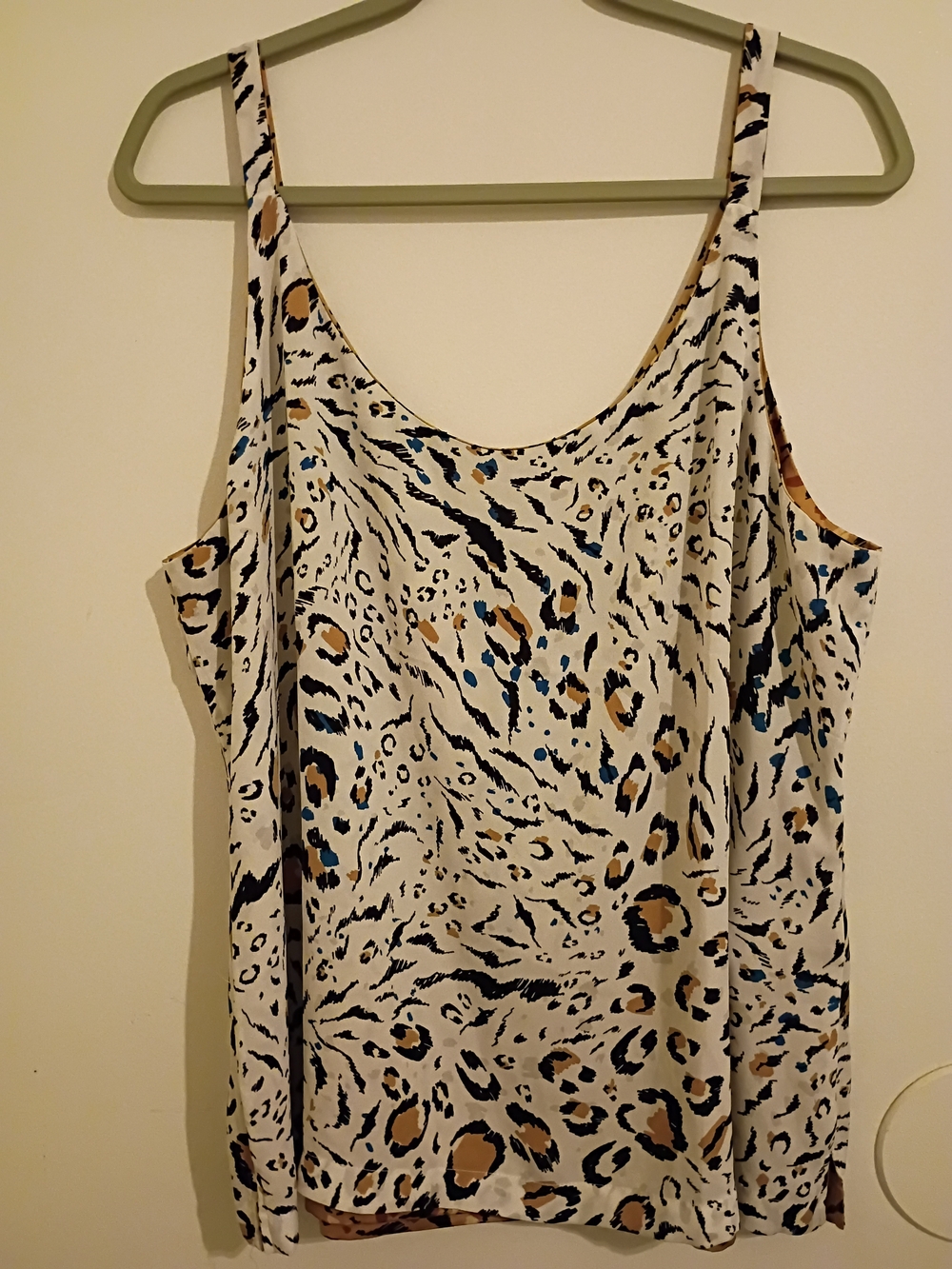 White House Black‎ Market Women's Animal Print Reversible Sz XL ?